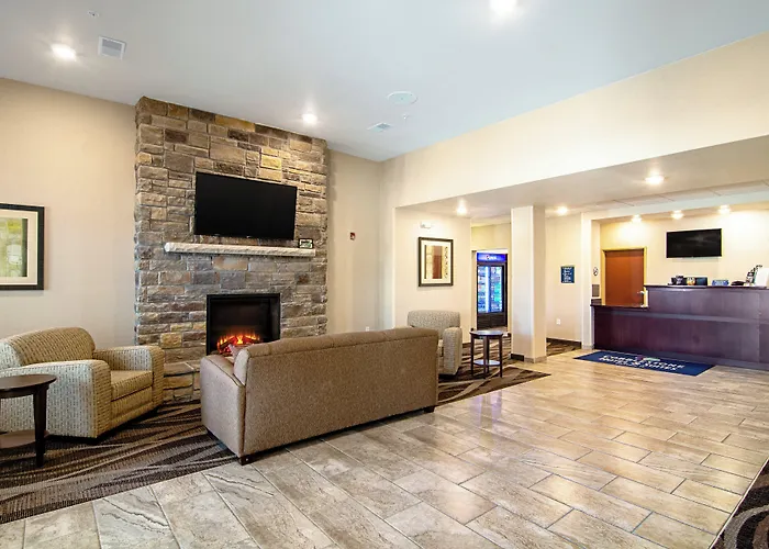 Cobblestone & - Paxton