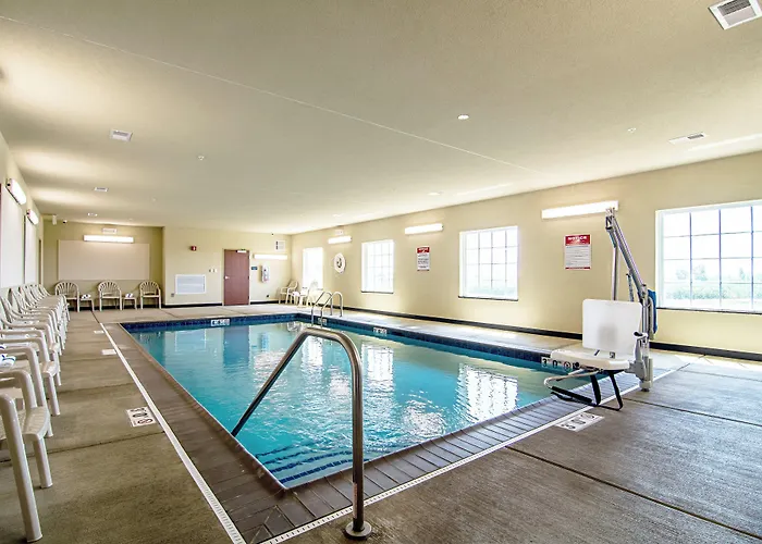Hotel Cobblestone & -
